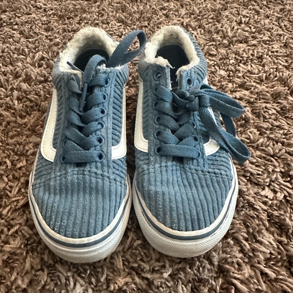Vans kids shoes !